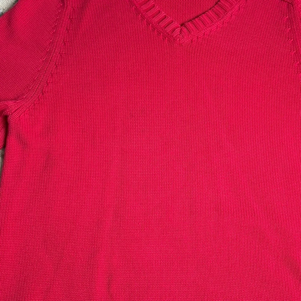 Super cool Magenta Lands’ End %100 cotton knit sweater V-neck size L - Picture 9 of 10
